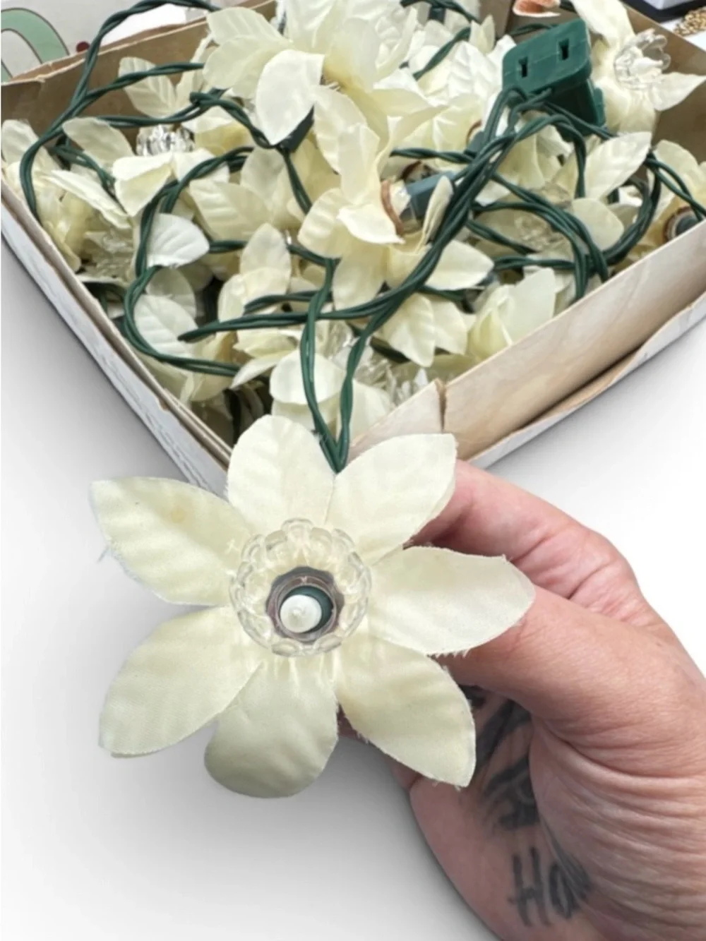 Vintage 1970s NOS Floral Flower String Lights Wedding Decor Boxed Set of 2